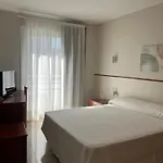 Готель Ght Simeon *